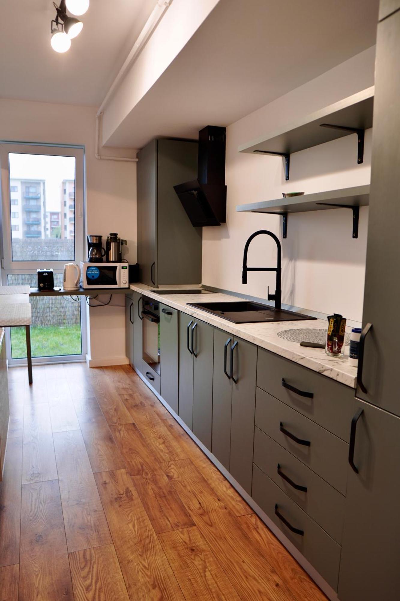 Coresi, 2 Camere, Sleeps 6 Large Private Garden Apartment Pets Welcome Brasov Exterior photo